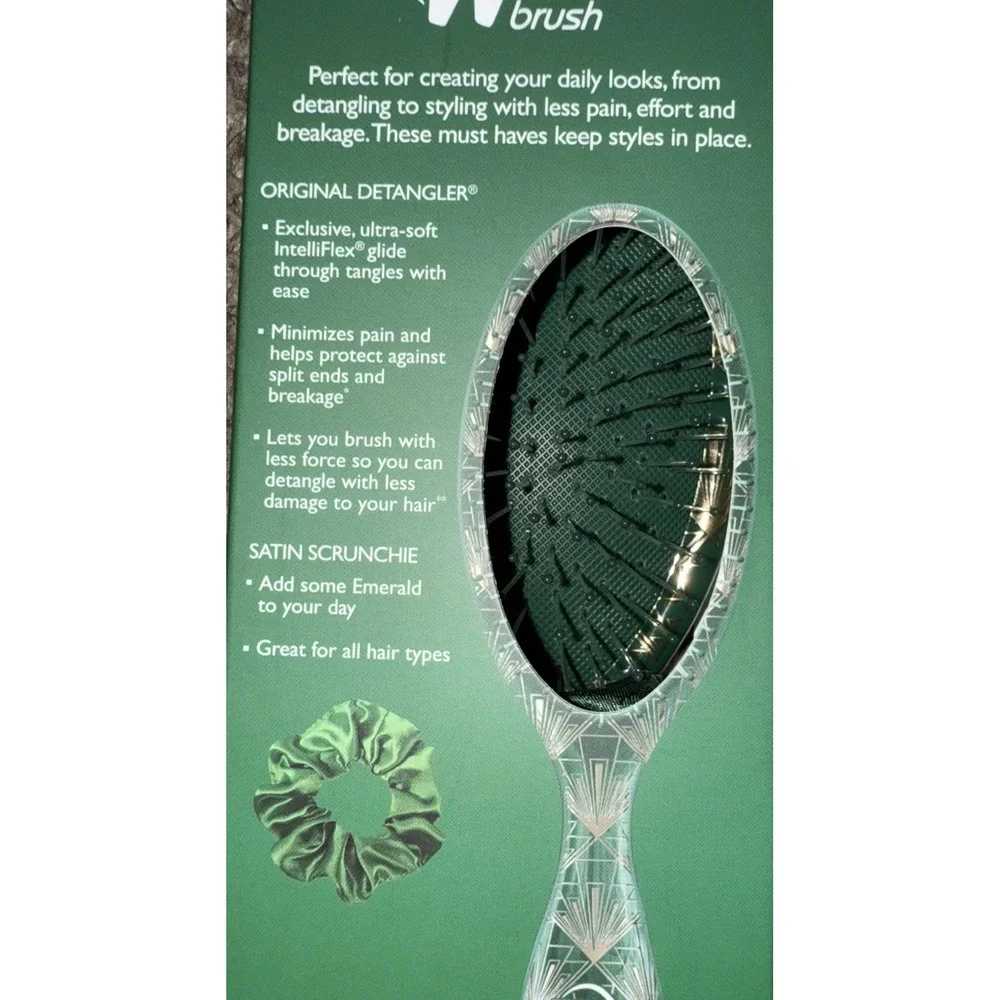Lot Of 2! Wet Brush Wicked Detangler, Bow Clip & Scrunchie Beautiful Ozmopolitan